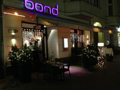 Photo: Bond